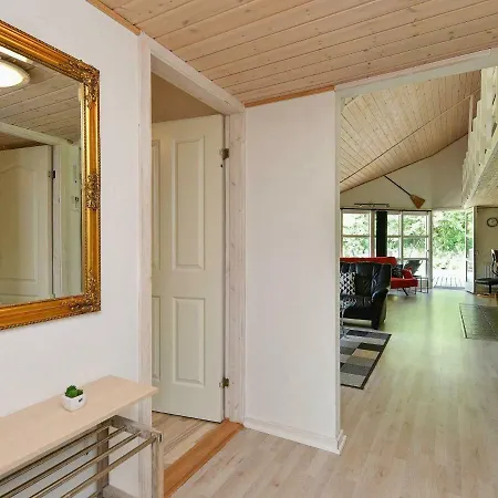 Hébergement de vacances Three-bedroom Holiday In Norre Nebel 4